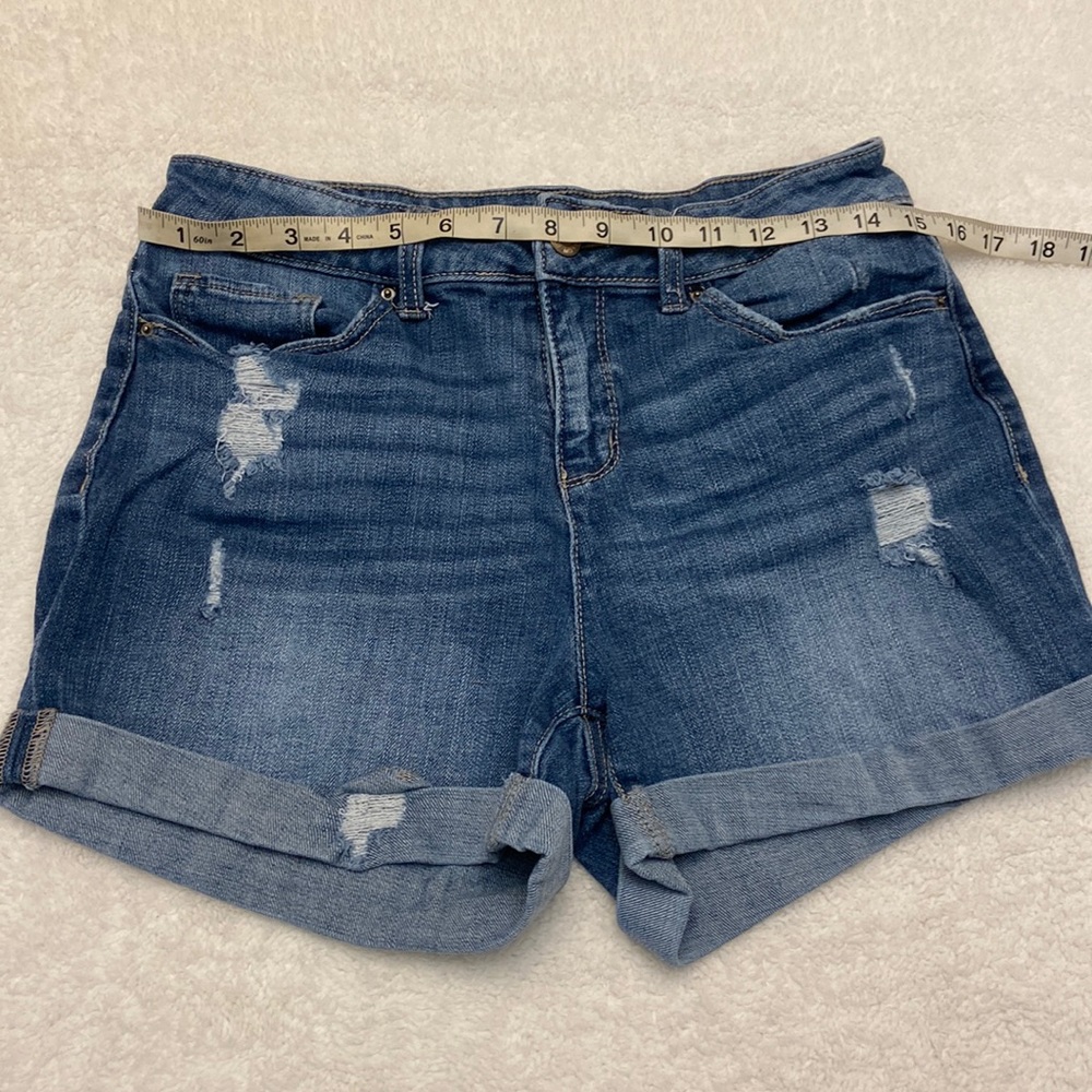 Time & Tru Mid-Rise Jean Shorts